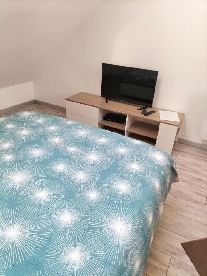 Au Velo Fleuri Apartment Bracieux Luaran gambar