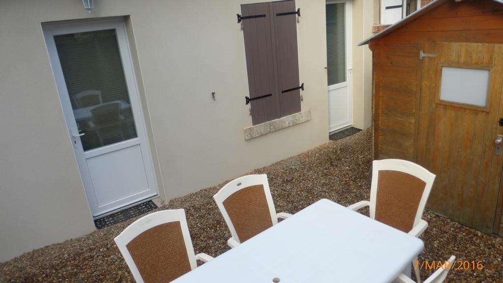Au Velo Fleuri Apartment Bracieux Luaran gambar