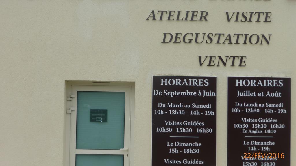 Au Velo Fleuri Apartment Bracieux Luaran gambar